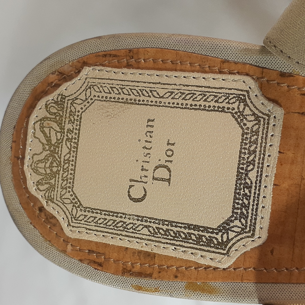 Christian Dior gold heels - Picture 6 of 11